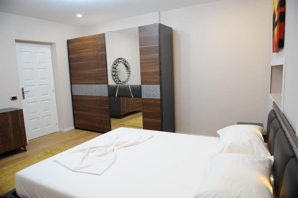 Grandpa House App.1 Apartment Tirana Exterior photo