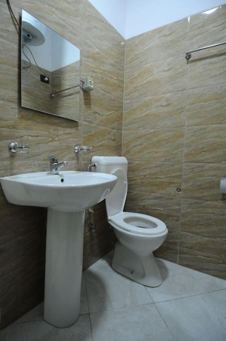 Grandpa House App.1 Apartment Tirana Exterior photo